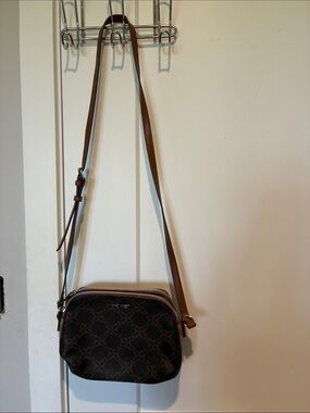Nine West Brown Crossbody Bag with Adjustable Strap.    B20